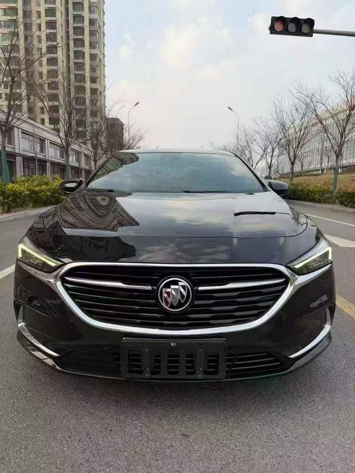 烟台21年别克君越1