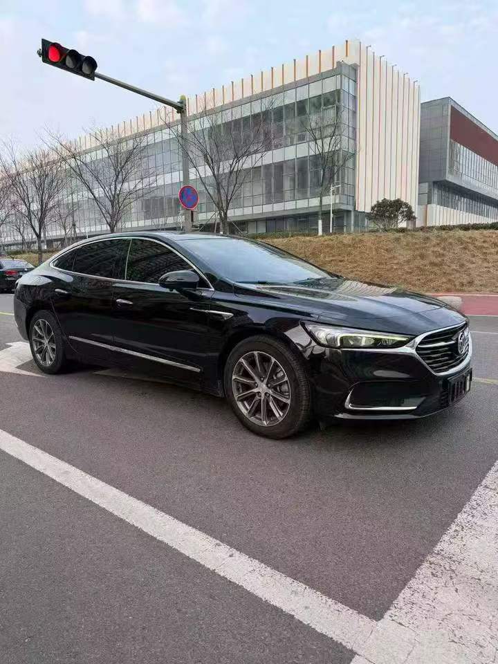 烟台21年别克君越2