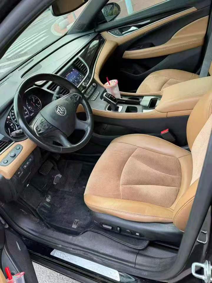 烟台21年别克君越6