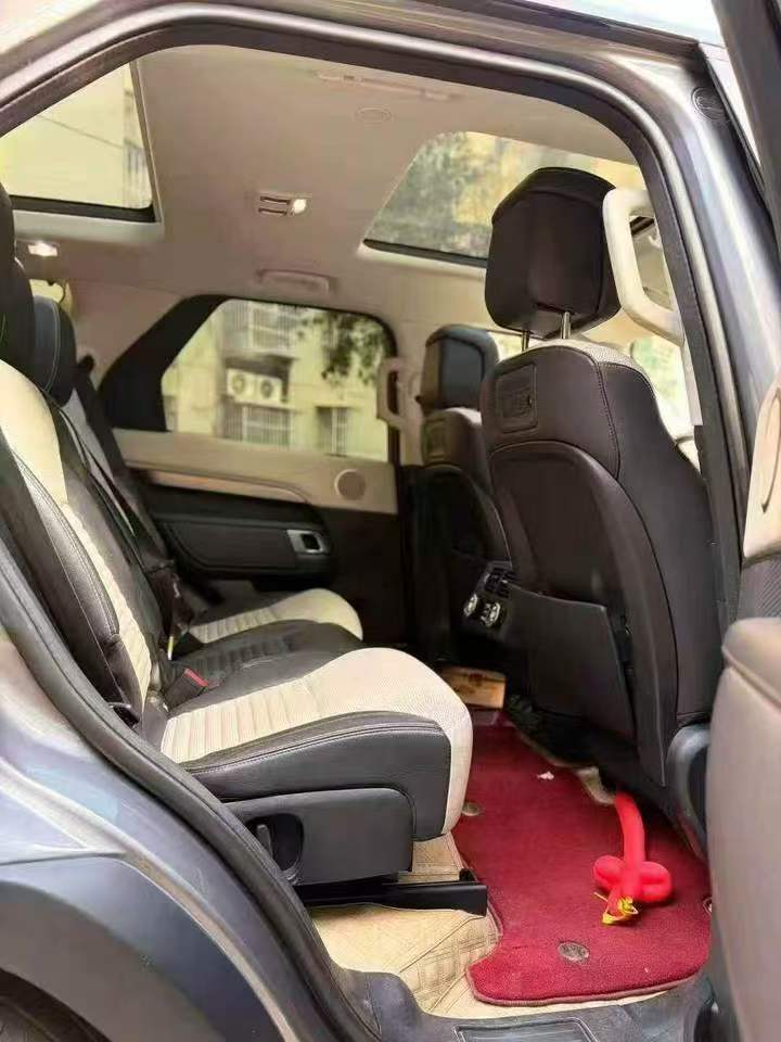 重庆21年路虎发现5