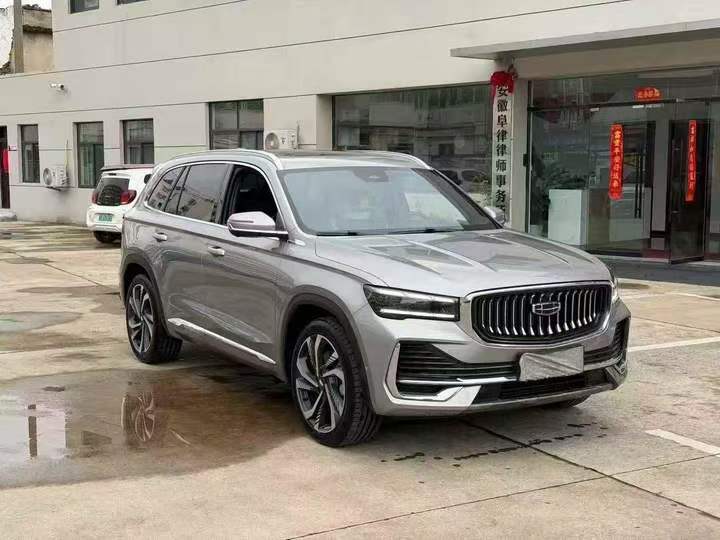 安慶23年吉利星越2