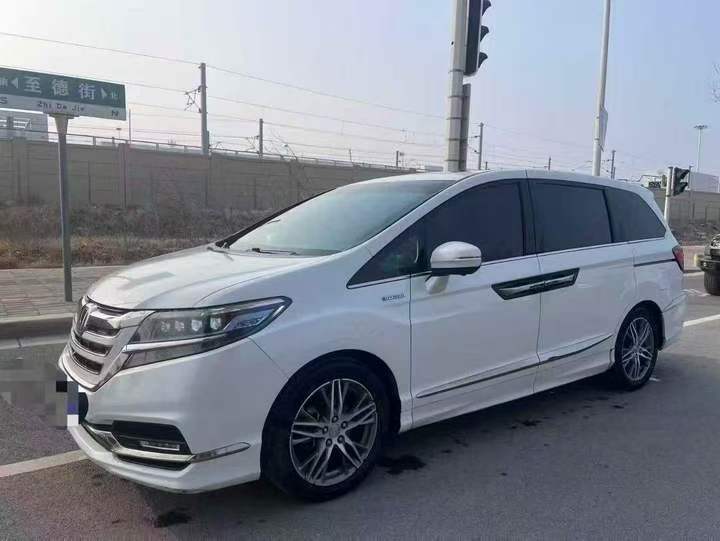 烟台19年本田艾力绅3