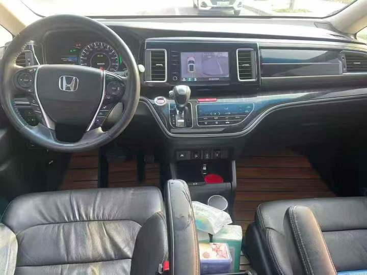 烟台19年本田艾力绅5