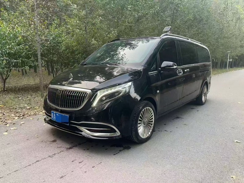 濟寧20年奔馳威霆3