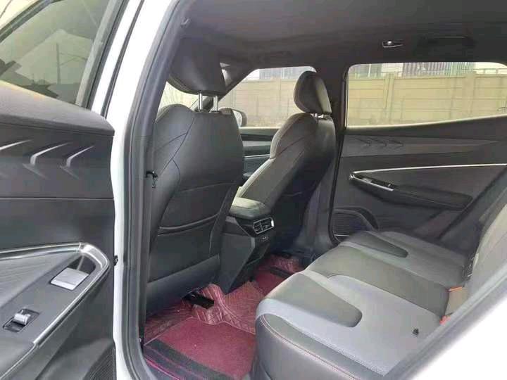 東營24年吉利博越5