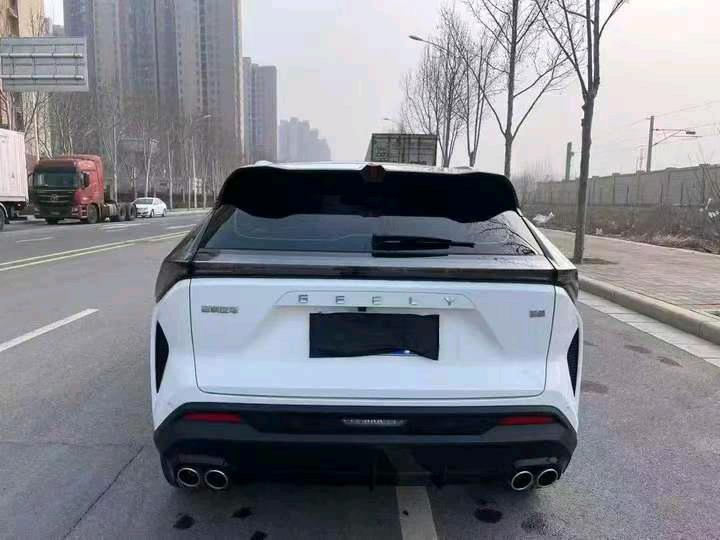 東營24年吉利博越9