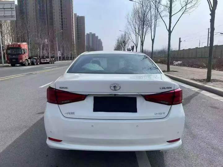 东营18年丰田皇冠9