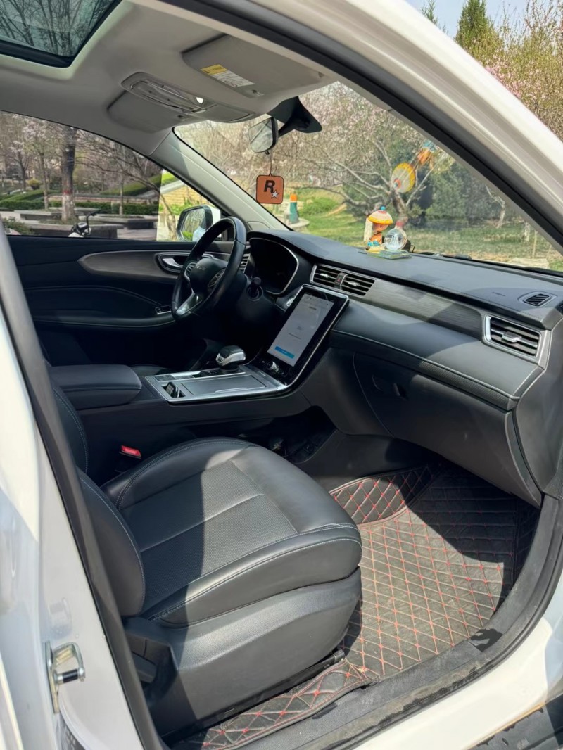 邢臺21年榮威RX56