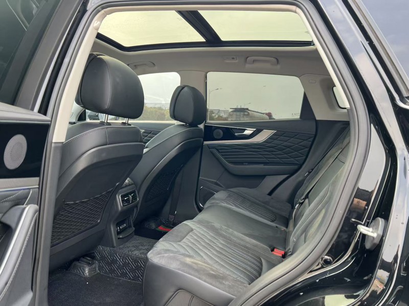 鹽城23年紅旗HS55