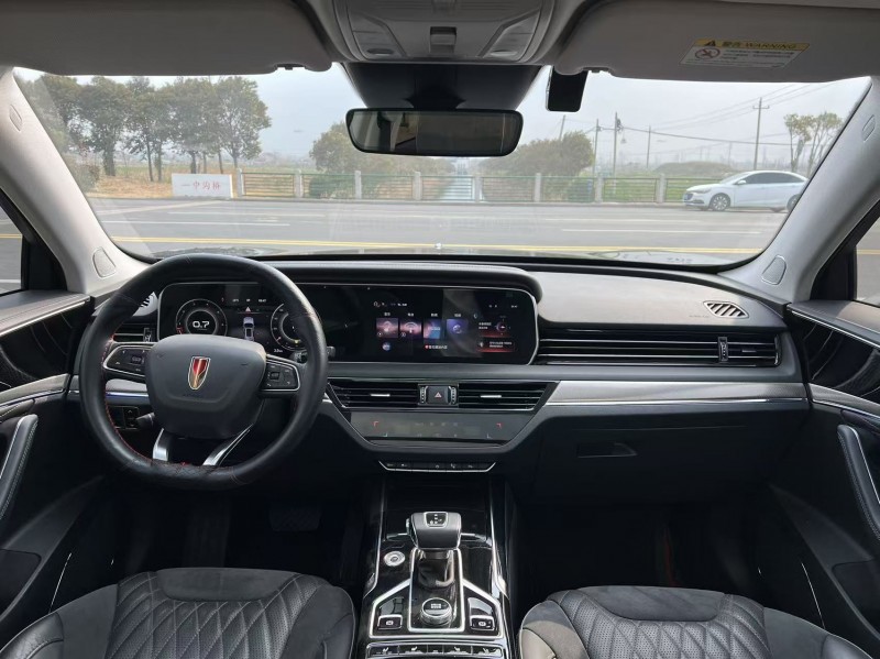 鹽城23年紅旗HS57