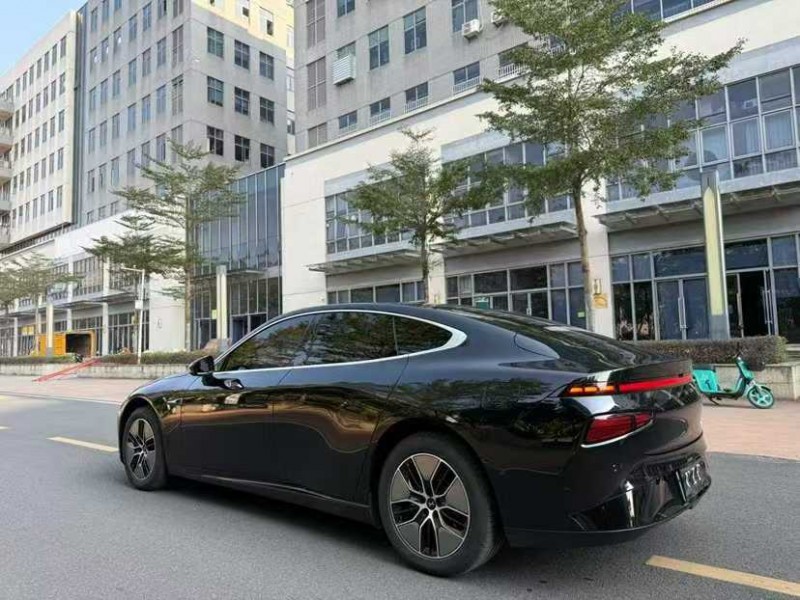 佛山23年小鹏汽车p77