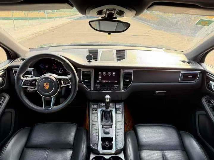 鹽城18年保時捷Macan4