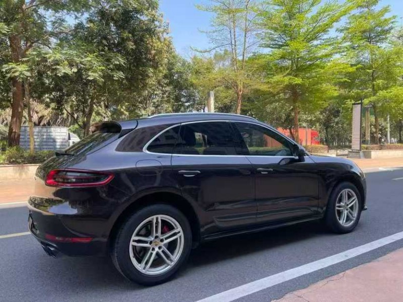 佛山15年保时捷Macan6