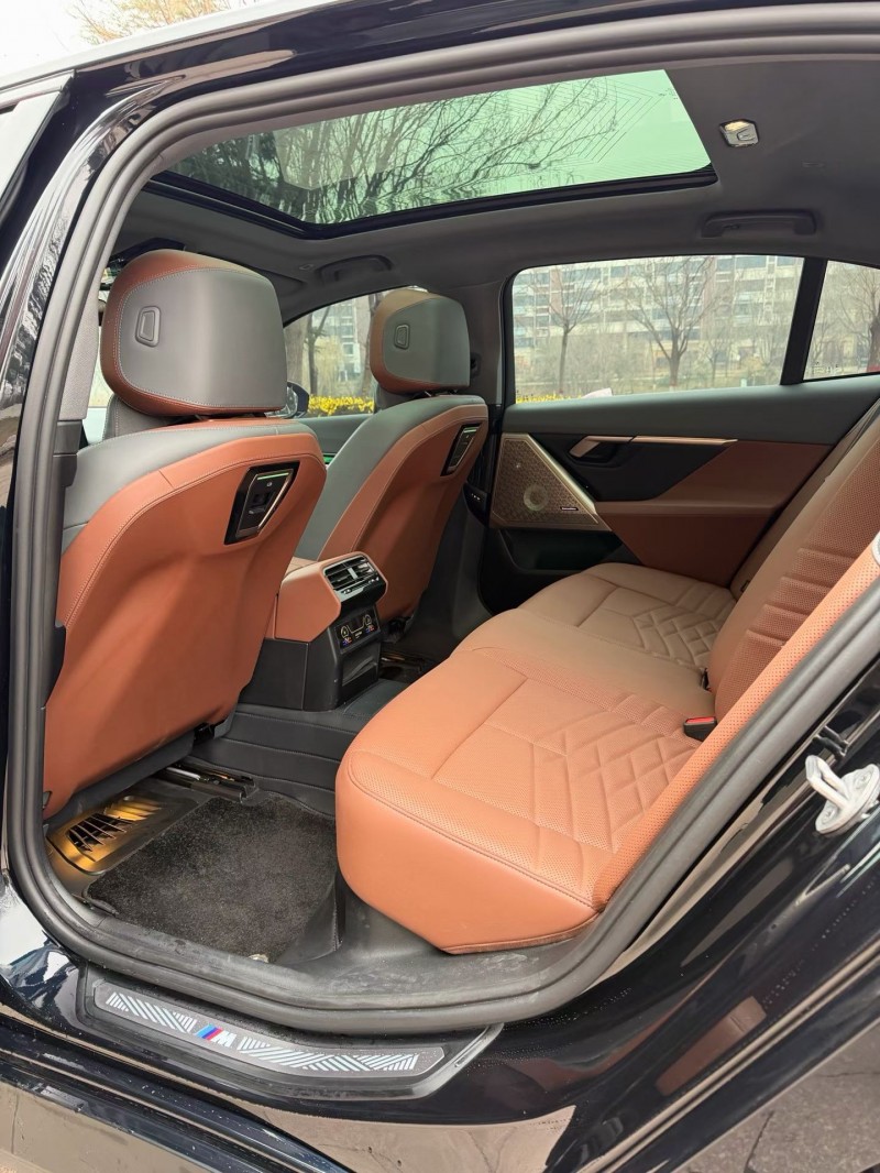 邢台25年宝马5系6