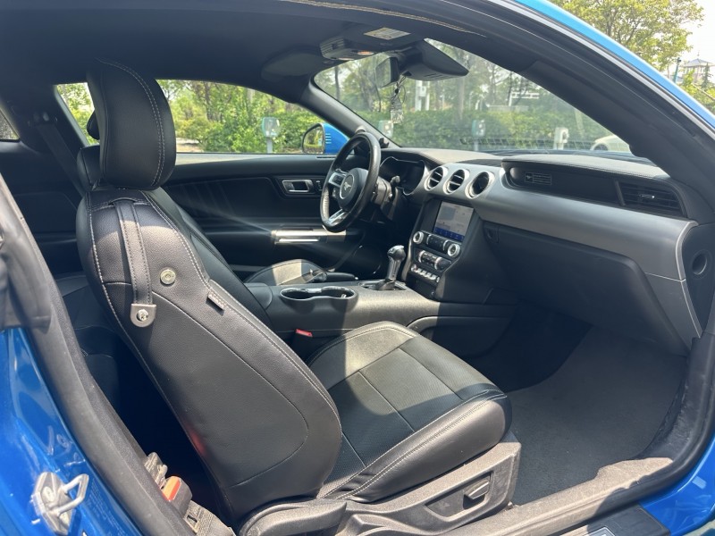 盐城20年福特野马4