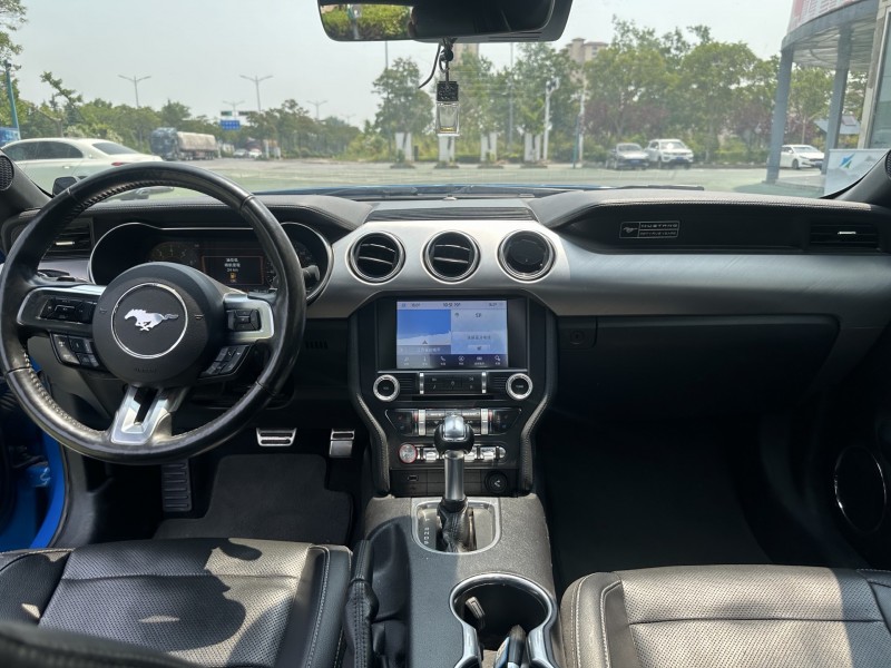 盐城20年福特野马5