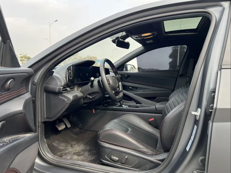 盐城24年现代伊兰特4