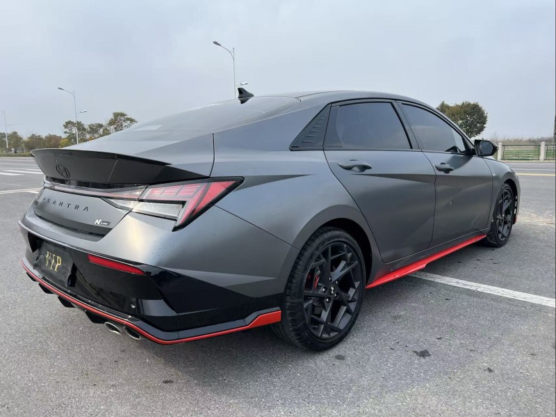 盐城24年现代伊兰特9