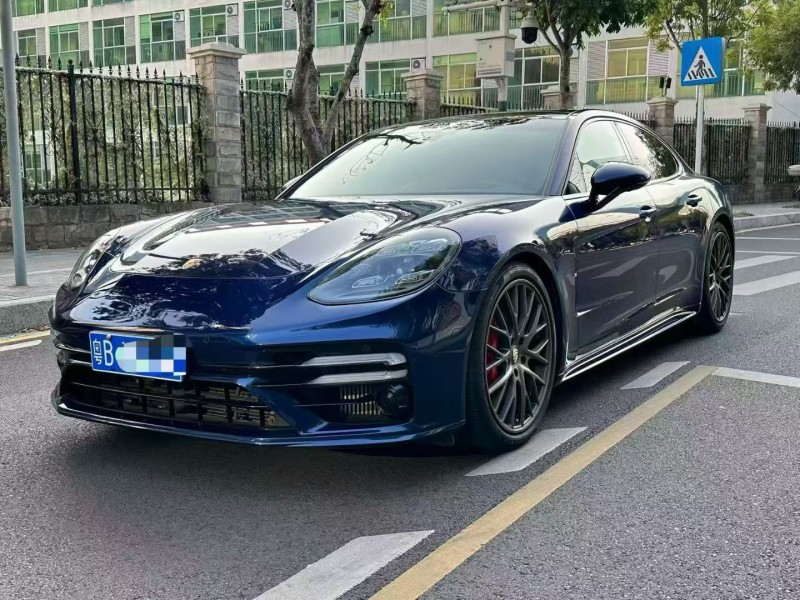 深圳22年保时捷帕拉梅拉3