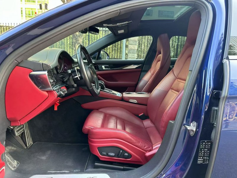 深圳22年保时捷帕拉梅拉6