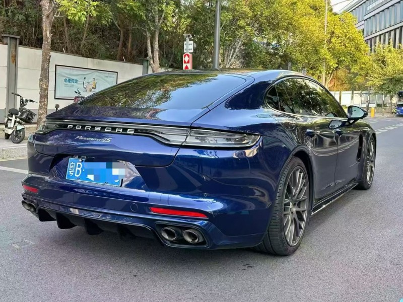 深圳22年保时捷帕拉梅拉7