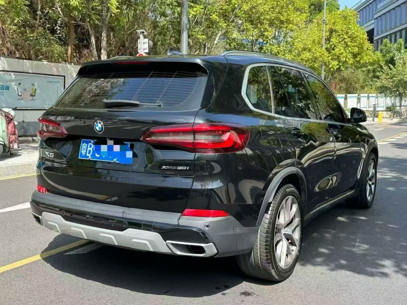 深圳21年宝马X57