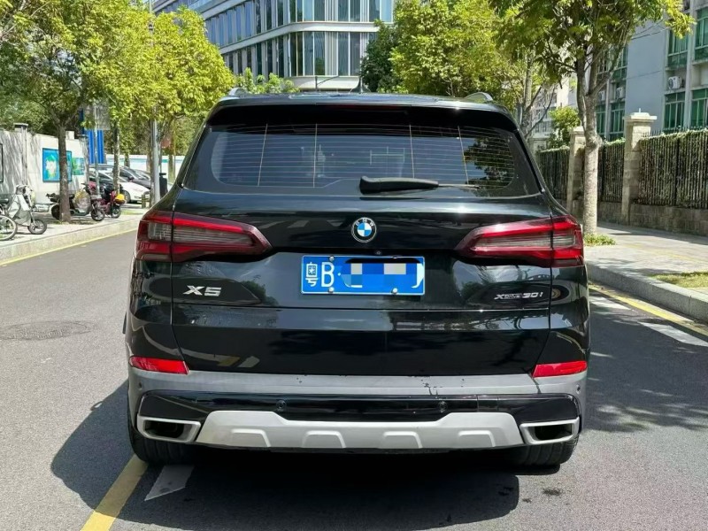 深圳21年宝马X59