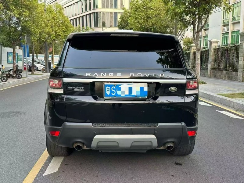 深圳16年路虎揽胜运动9