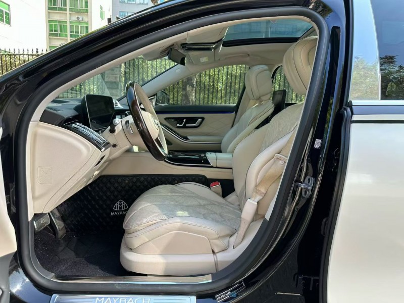 深圳21年奔驰迈巴赫S级6