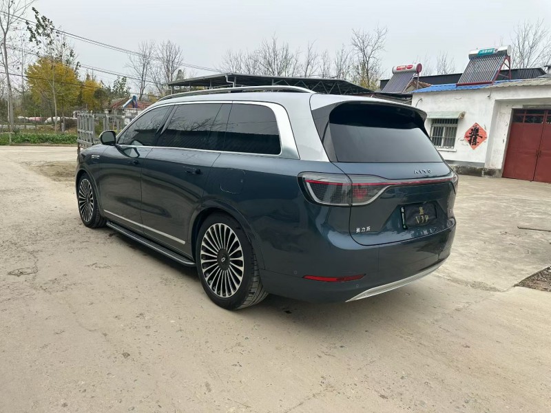 徐州24年華為智選問界8