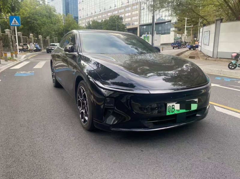 深圳25年長安汽車啟源2