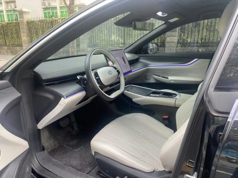 深圳25年長安汽車啟源6