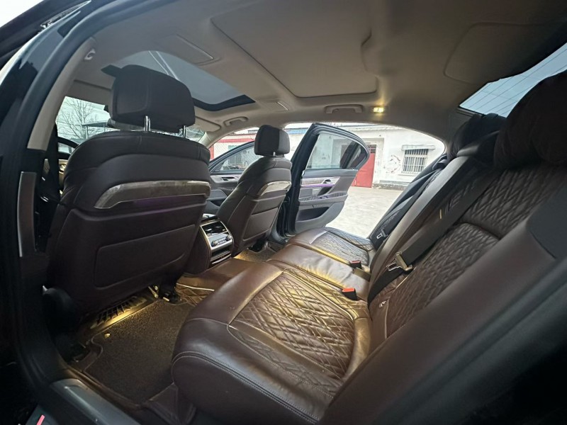 徐州20年宝马7系5