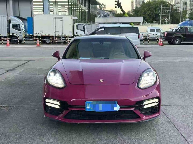 江门11年保时捷帕拉梅拉1