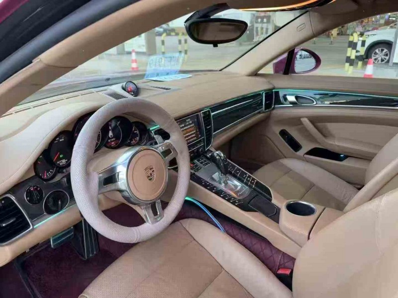 江门11年保时捷帕拉梅拉4