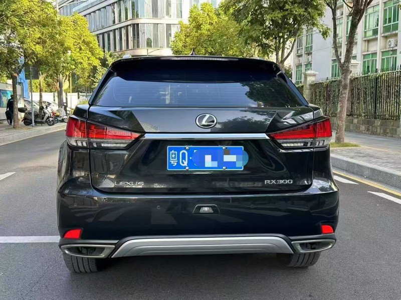 深圳22年雷克萨斯RX9