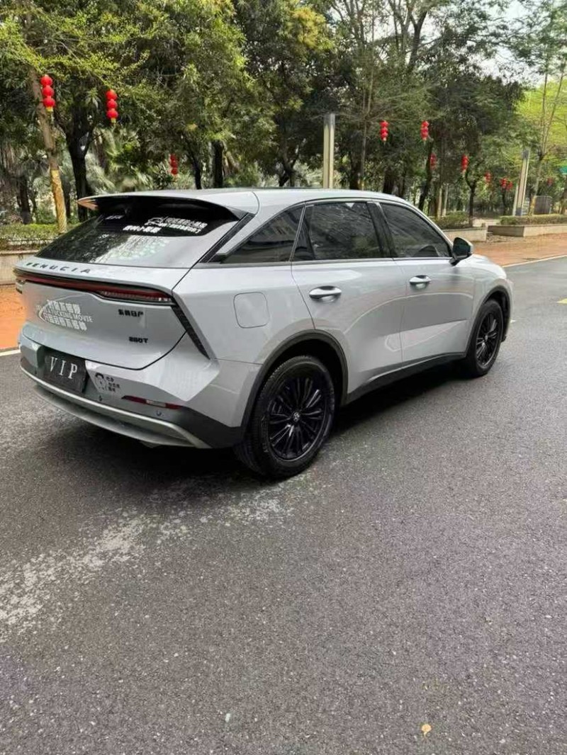 东莞23年启辰大V6