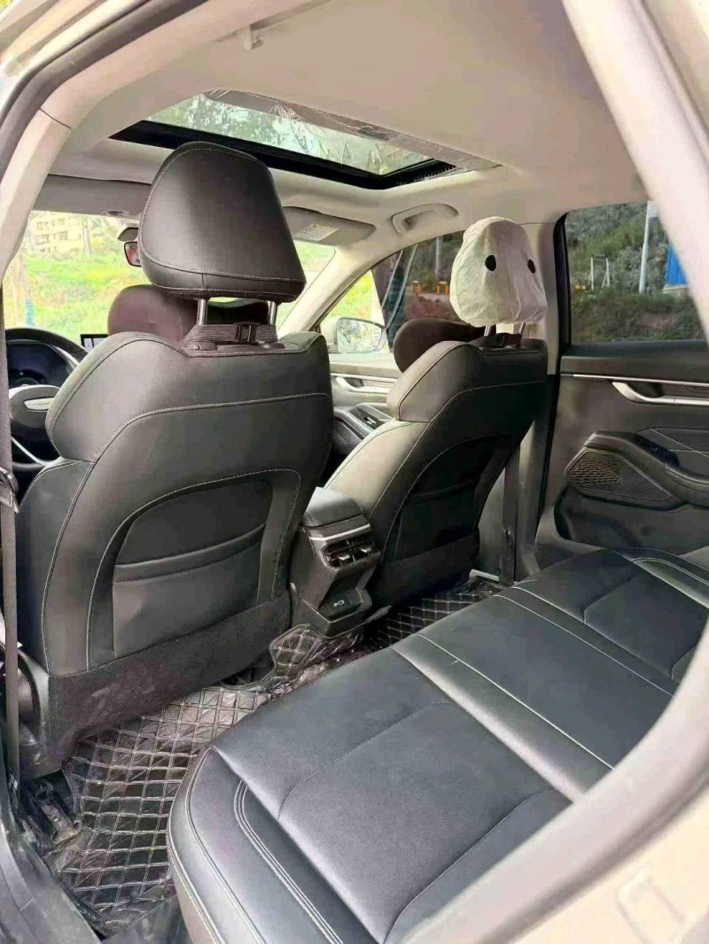 广元25年吉利帝豪4