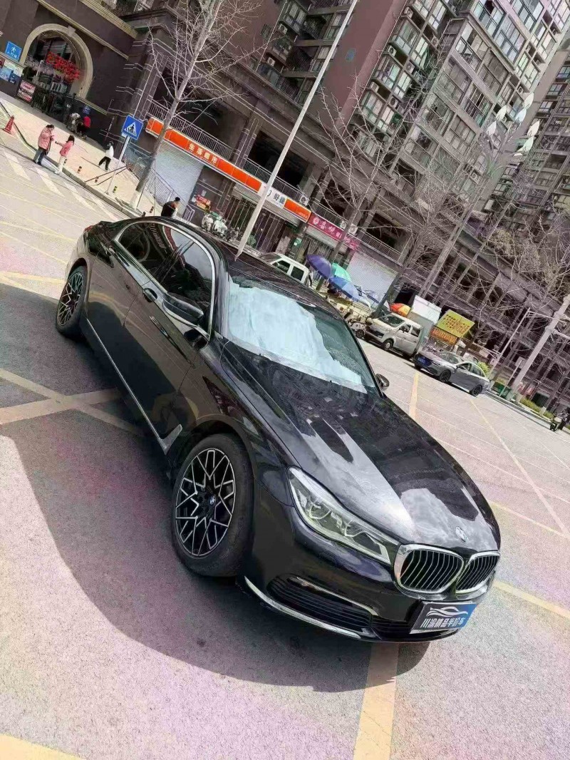 广元16年宝马7系3