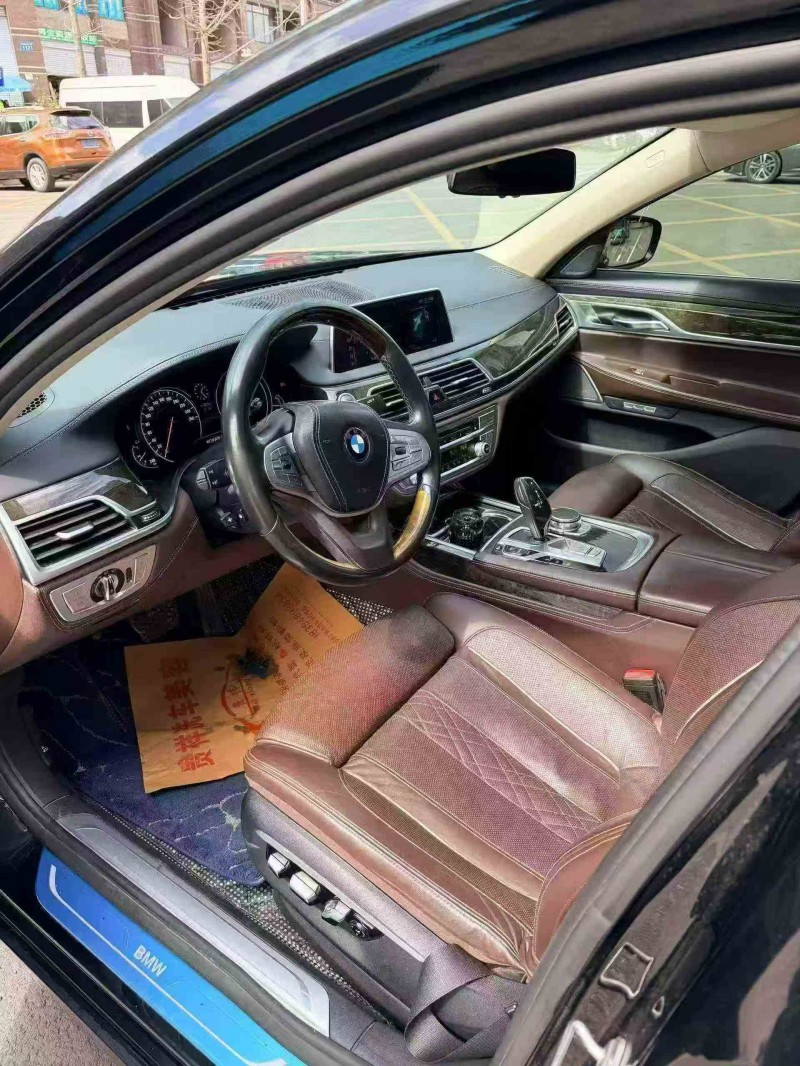 广元16年宝马7系6