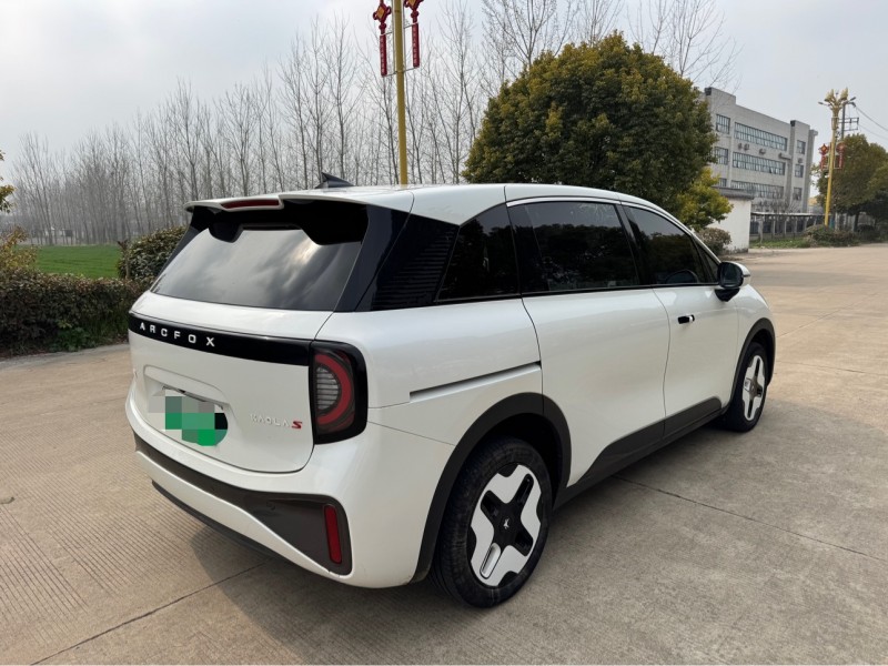 鹽城25年極狐汽車考拉4