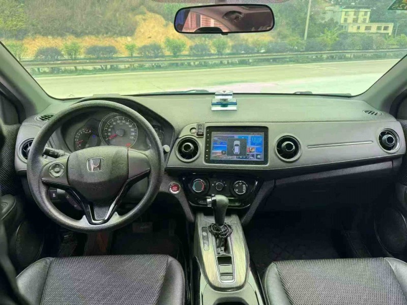 防城港17年本田XRV5