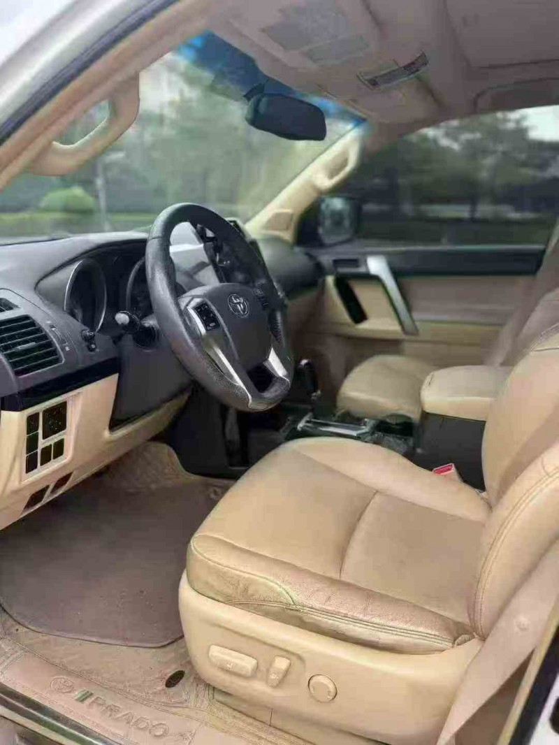 北海15年丰田普拉多4