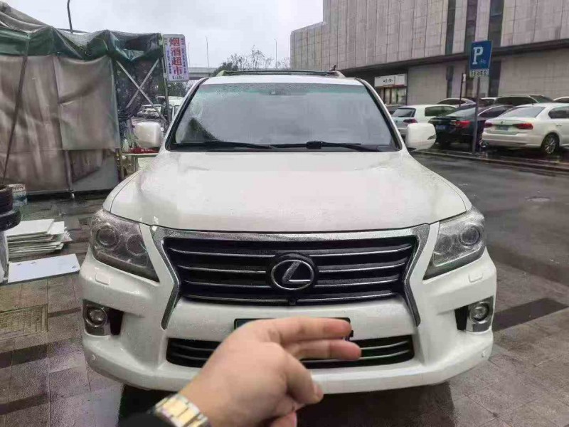 温州14年雷克萨斯LX1