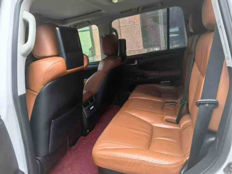 温州14年雷克萨斯LX6