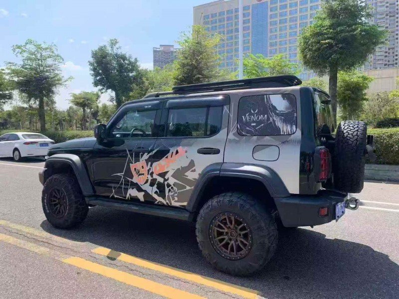 广元21年长城汽车坦克8