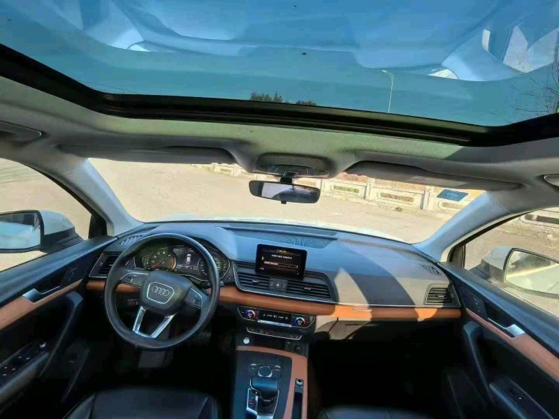 苏州20年奥迪Q56