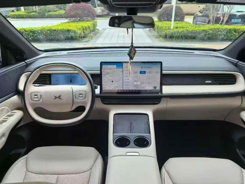 新余24年小鹏汽车G64