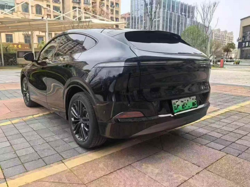 新余24年小鹏汽车G69