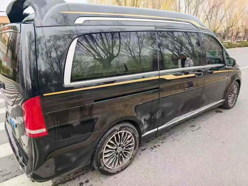 东营21年奔驰V9